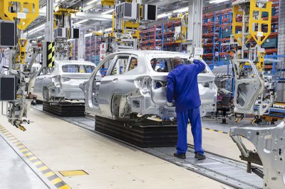 Higher duties on imports won’t fix auto industry